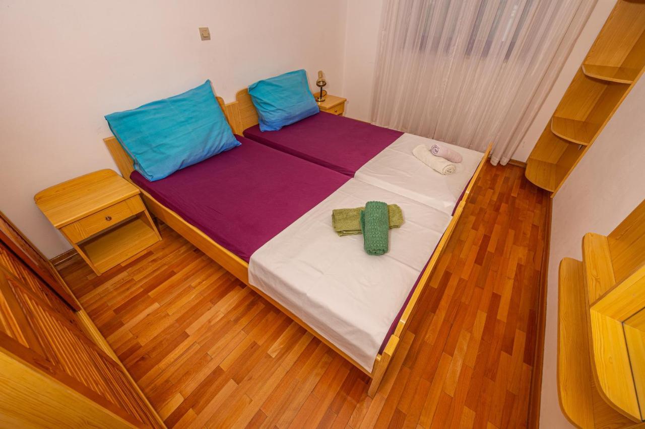 Apartments Francoise Crikvenica Exterior photo